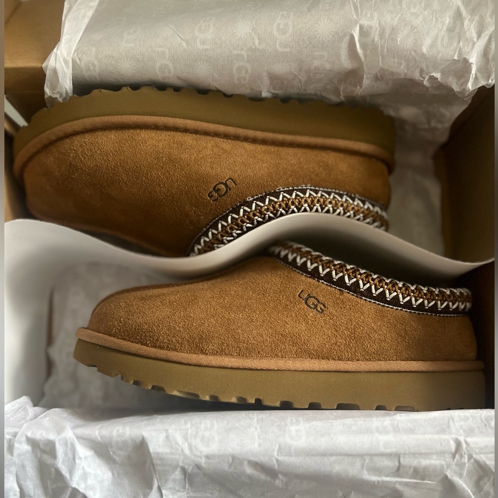 Ugg Women's Tasman Slipper Chestnut Size 9 NEW In Box